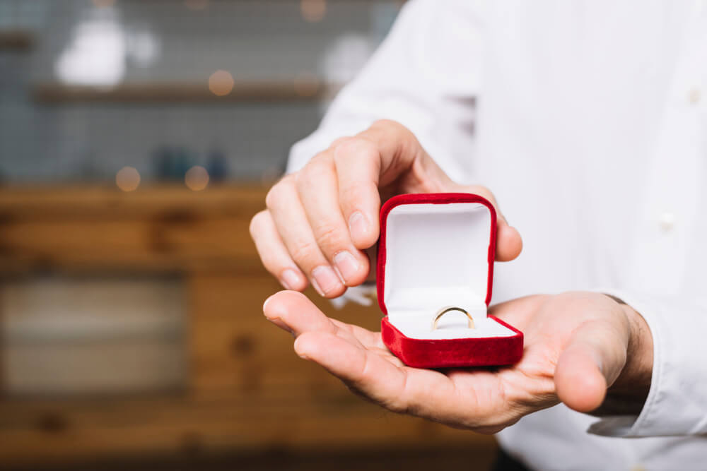 anniversary ring